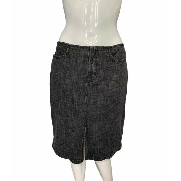 Tommy Hilfiger Dresses & Skirts - TOMMY HILFIGER Jeans 10 Distressed Black Skirt